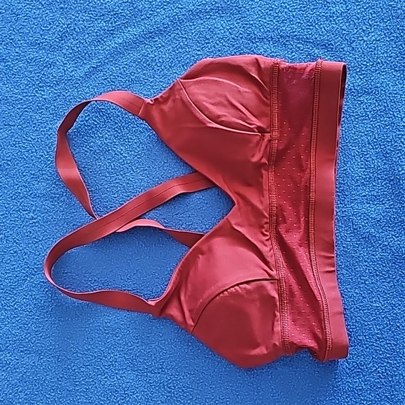 Lululemon sports bra - Picture 1 of 2